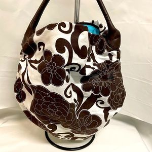 Excellent condition Sams Fifth Avenue handbag